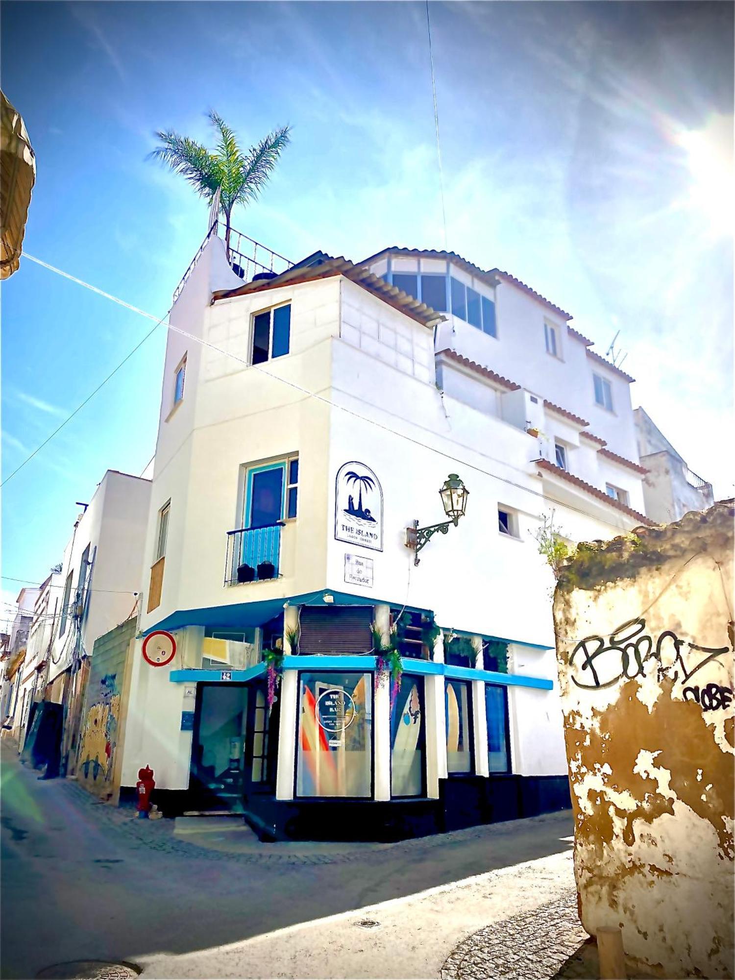 The Island Hostel & Cafe Lagos Exterior foto